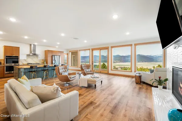 $1,289,000 | 265 Scenic Drive, Bonners Ferry, ID 83805