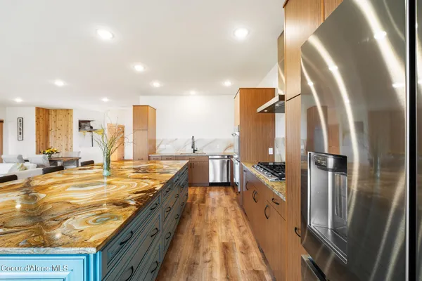 $1,289,000 | 265 Scenic Drive, Bonners Ferry, ID 83805