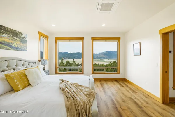 $1,289,000 | 265 Scenic Drive, Bonners Ferry, ID 83805