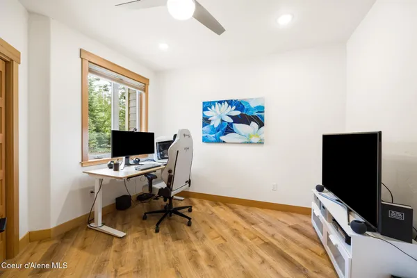 $1,289,000 | 265 Scenic Drive, Bonners Ferry, ID 83805