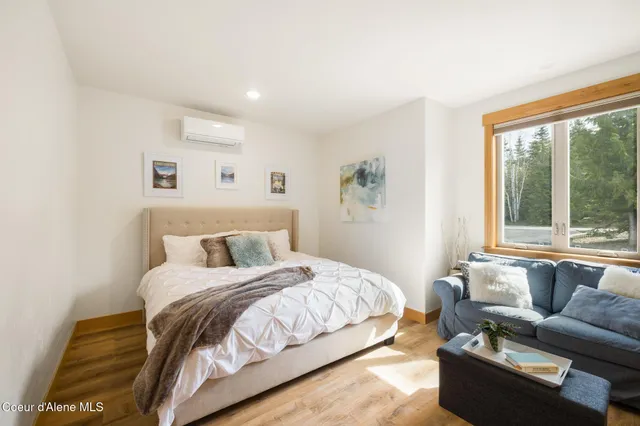 $1,289,000 | 265 Scenic Drive, Bonners Ferry, ID 83805