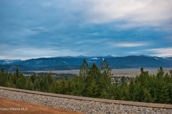 $1,289,000 | 265 Scenic Drive, Bonners Ferry, ID 83805