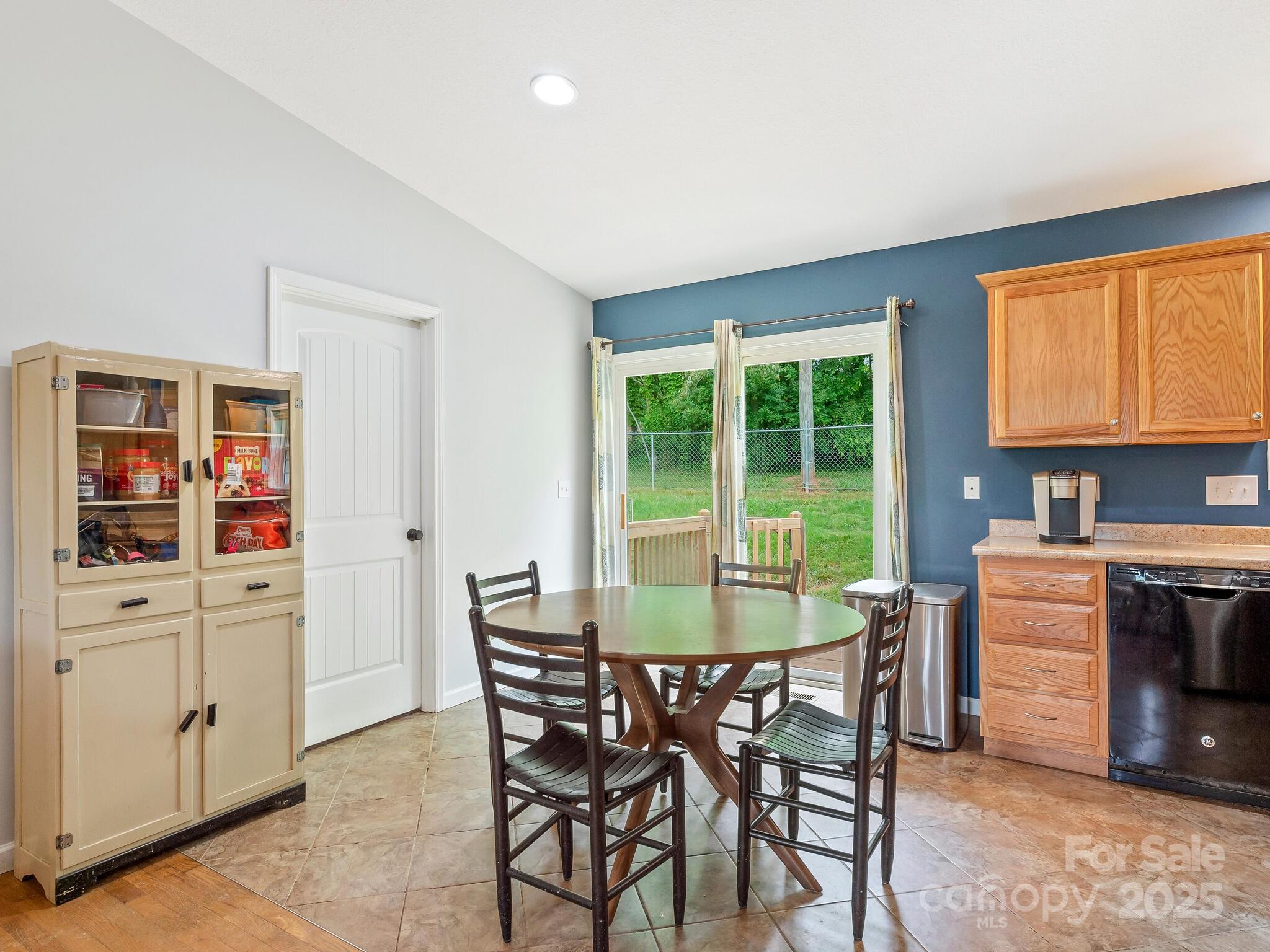 618 Enka Lake Road Candler, NC 28715 - Photo 6 of 25 Gallery Image 6
