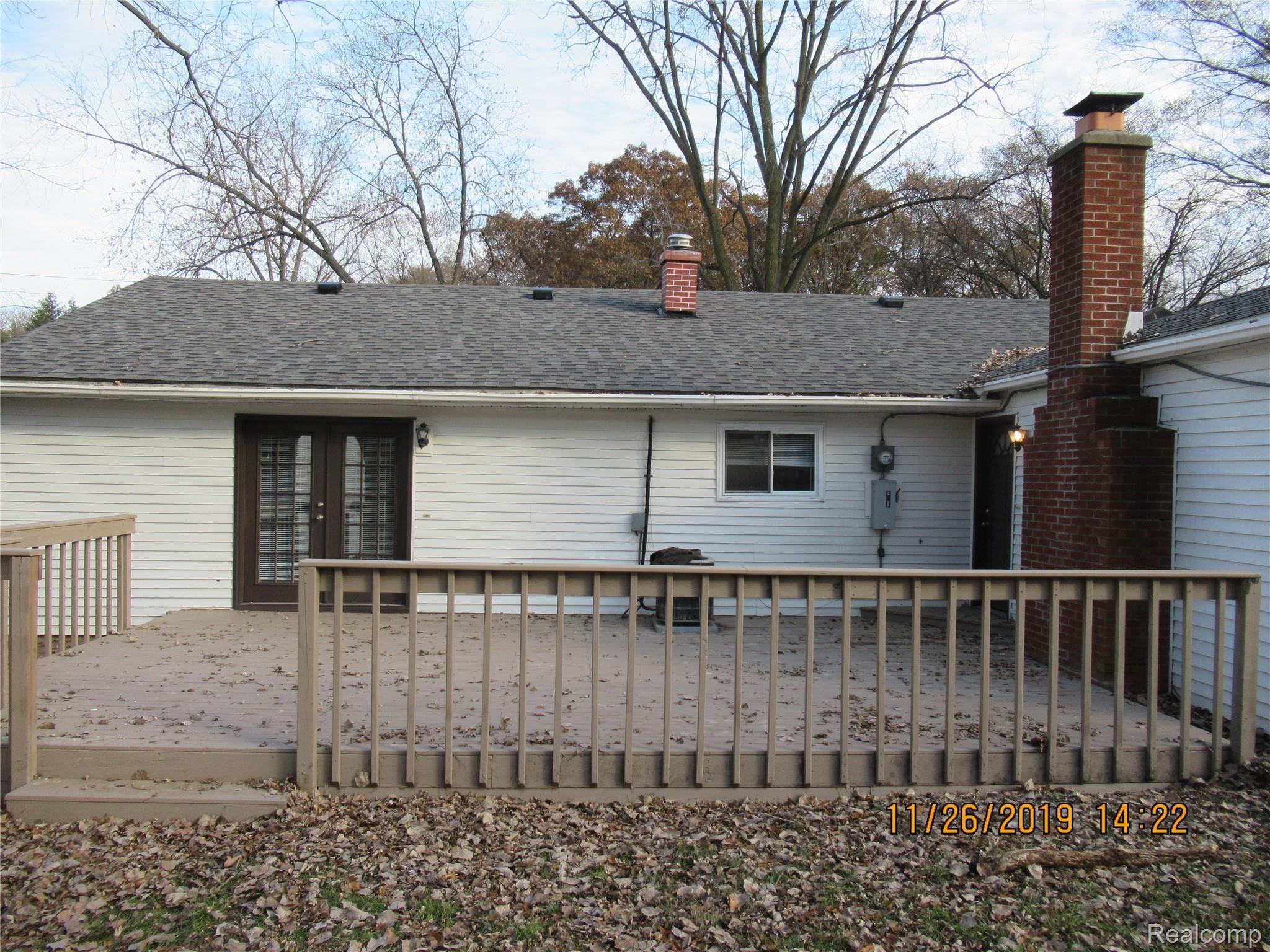 23245 Berg Road Southfield, MI 48033 - Photo 26 of 27 IMG_5875.JPG