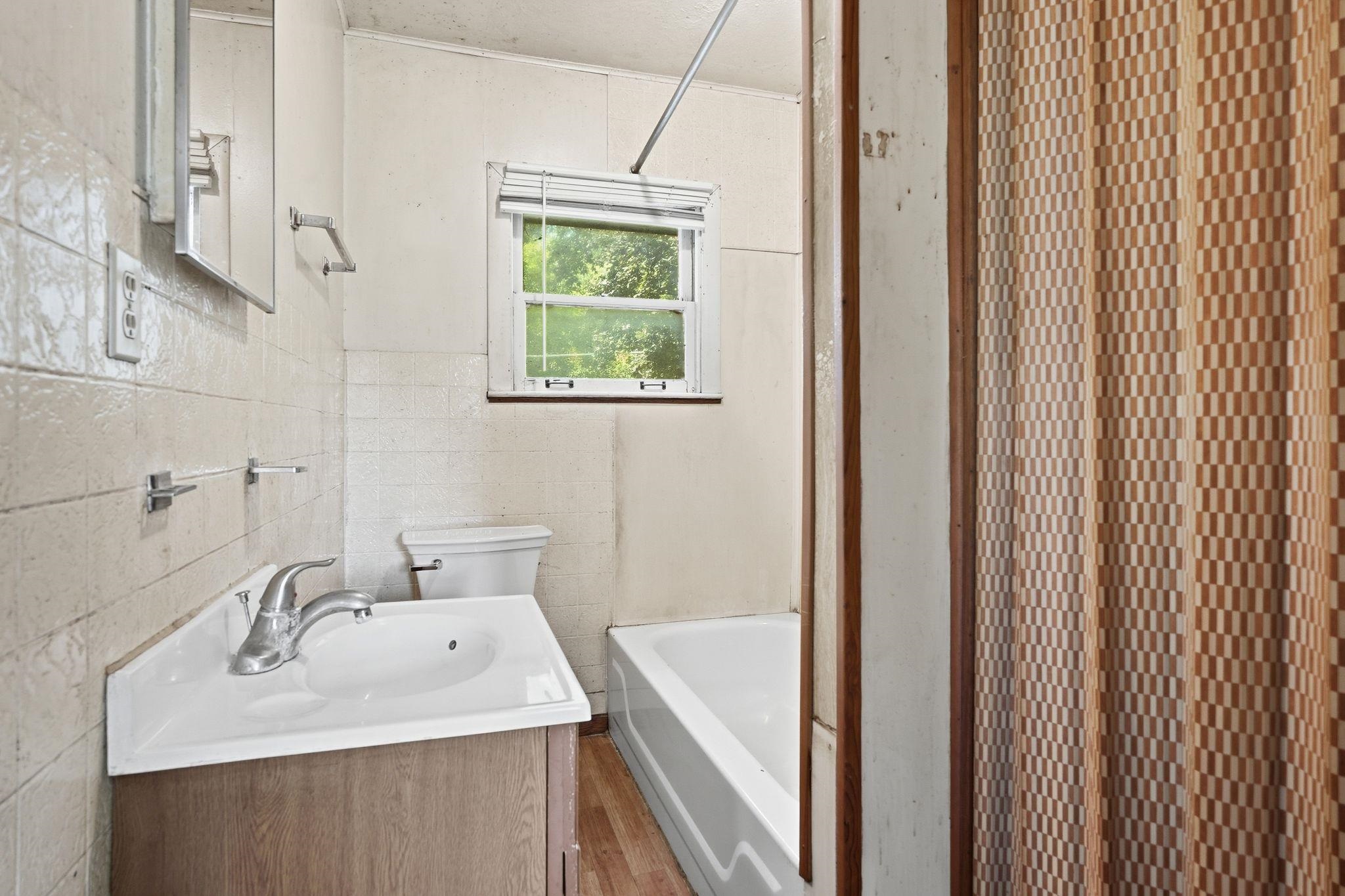 119 Rethke Avenue Madison, WI 53714 - Photo 25 of 36