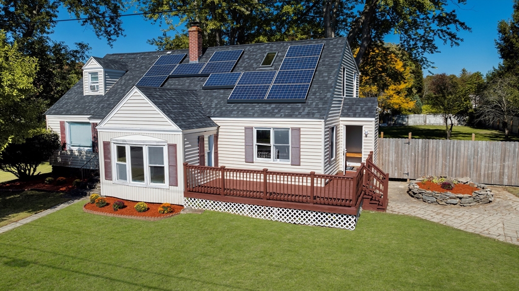 17 Dutton Street Worcester, MA 01610 - Photo 2 of 33 Gallery Image 2