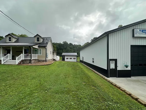 $525,000 | 638 North Pike Road, Springville, IN 47462