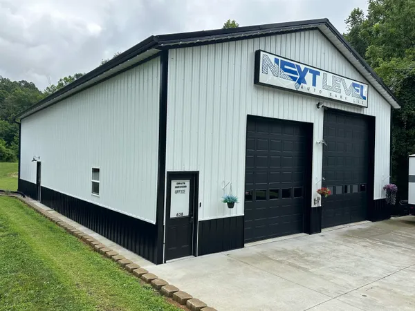 $525,000 | 638 North Pike Road, Springville, IN 47462