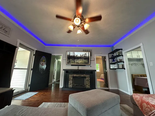 $549,900 | 638 North Pike Road, Springville, IN 47462