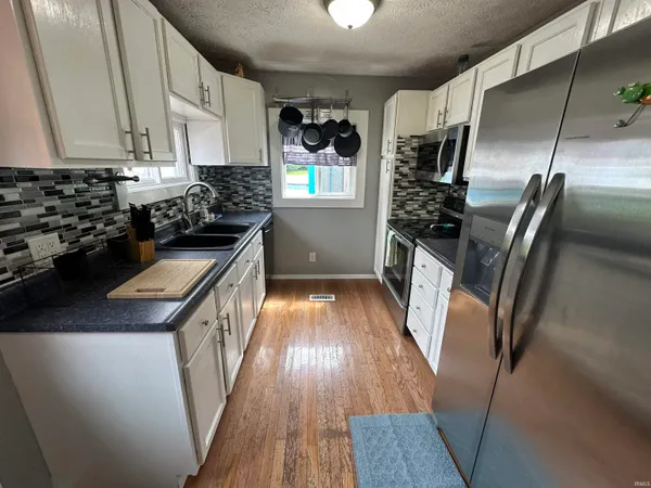 $525,000 | 638 North Pike Road, Springville, IN 47462