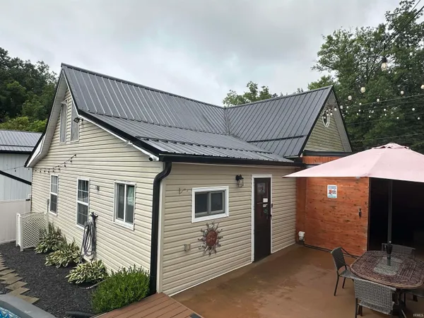 $525,000 | 638 North Pike Road, Springville, IN 47462