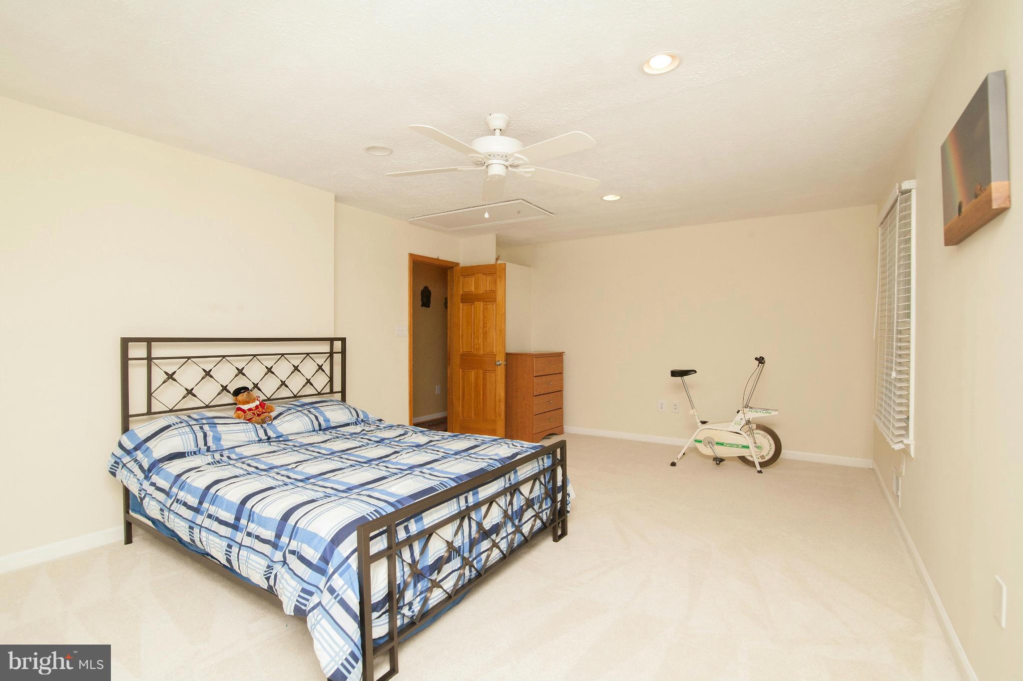 12317 Pueblo Road Gaithersburg, MD 20878 - Photo 16 of 30 Bedroom