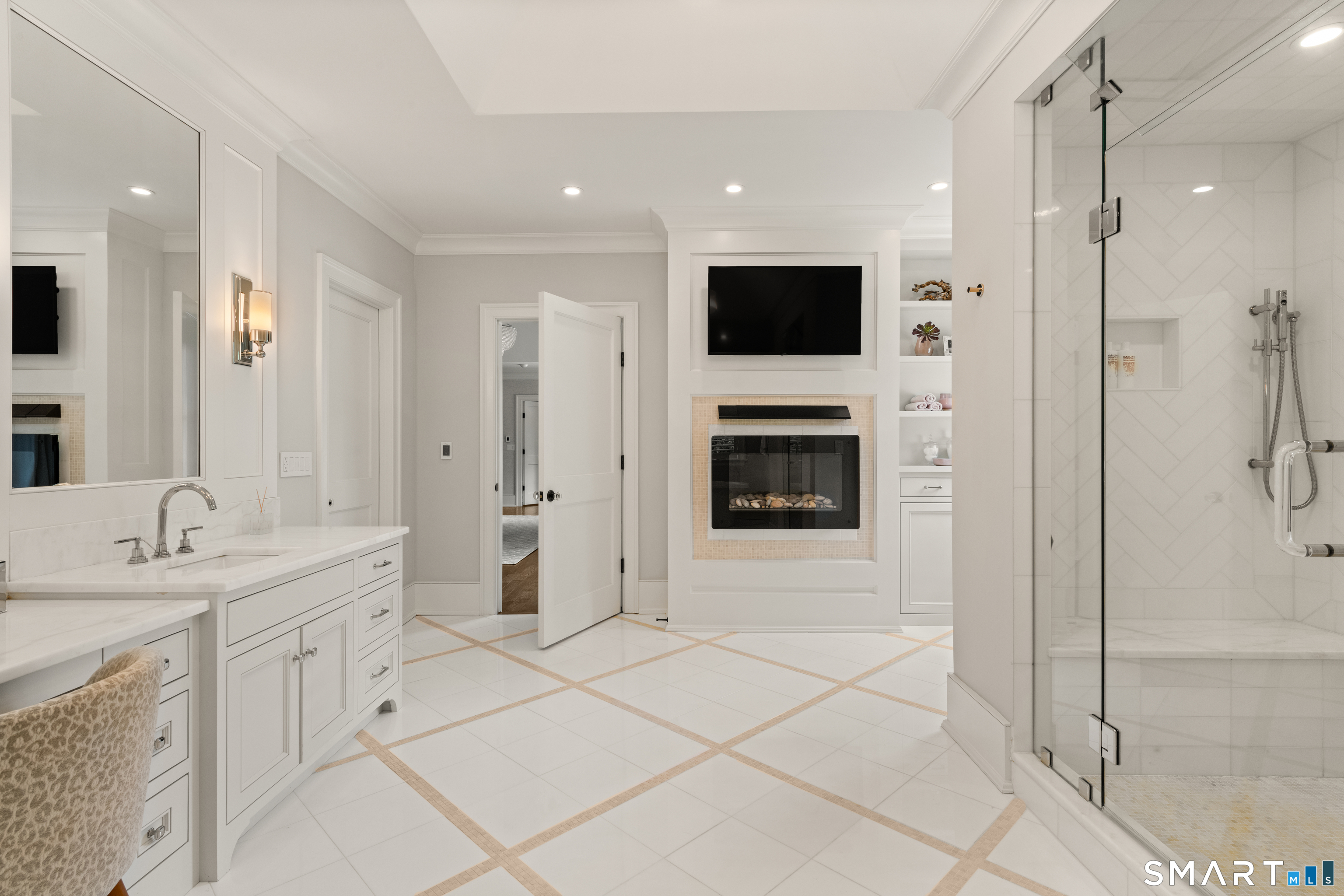 124 Hillandale Road Westport, CT 06880 - Photo 19 of 40