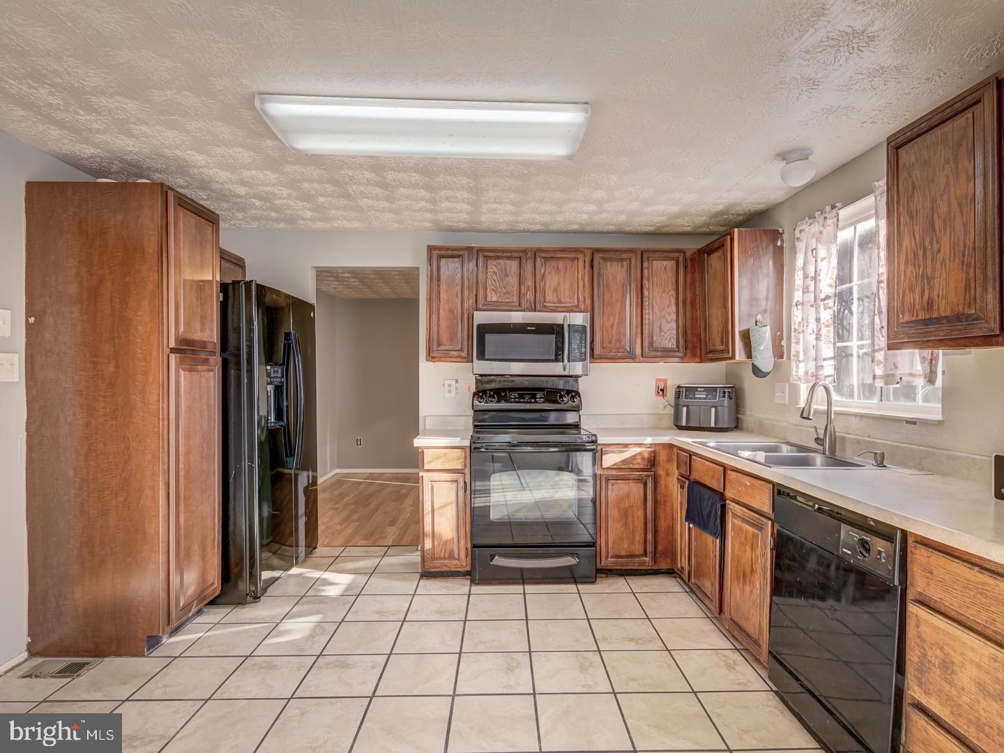8607 Tupelo Avenue Laurel, MD 20708 - Photo 17 of 58 Gallery Image 17
