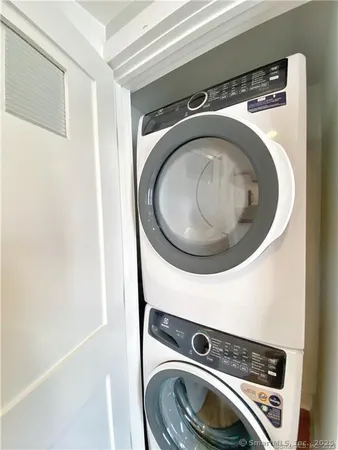 $1,795 | 32 Pulaski Street, Unit 3, Norwalk, CT 06851