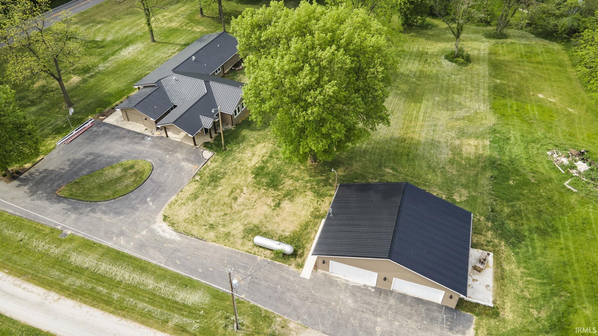 10213 Aboite Road Roanoke, IN 46783 - Photo 21 of 36 Gallery Image 21