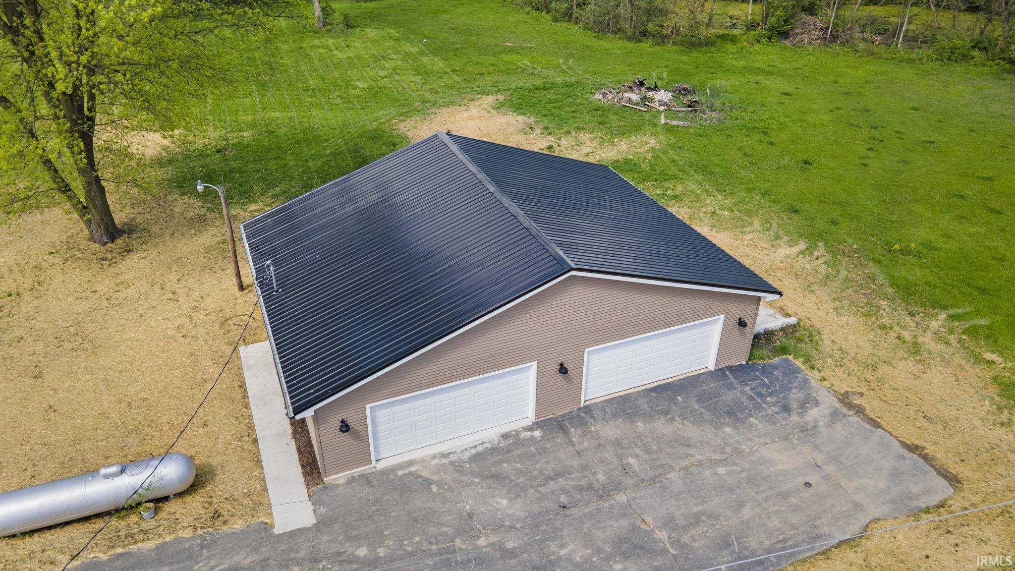 10213 Aboite Road Roanoke, IN 46783 - Photo 28 of 36 Gallery Image 28