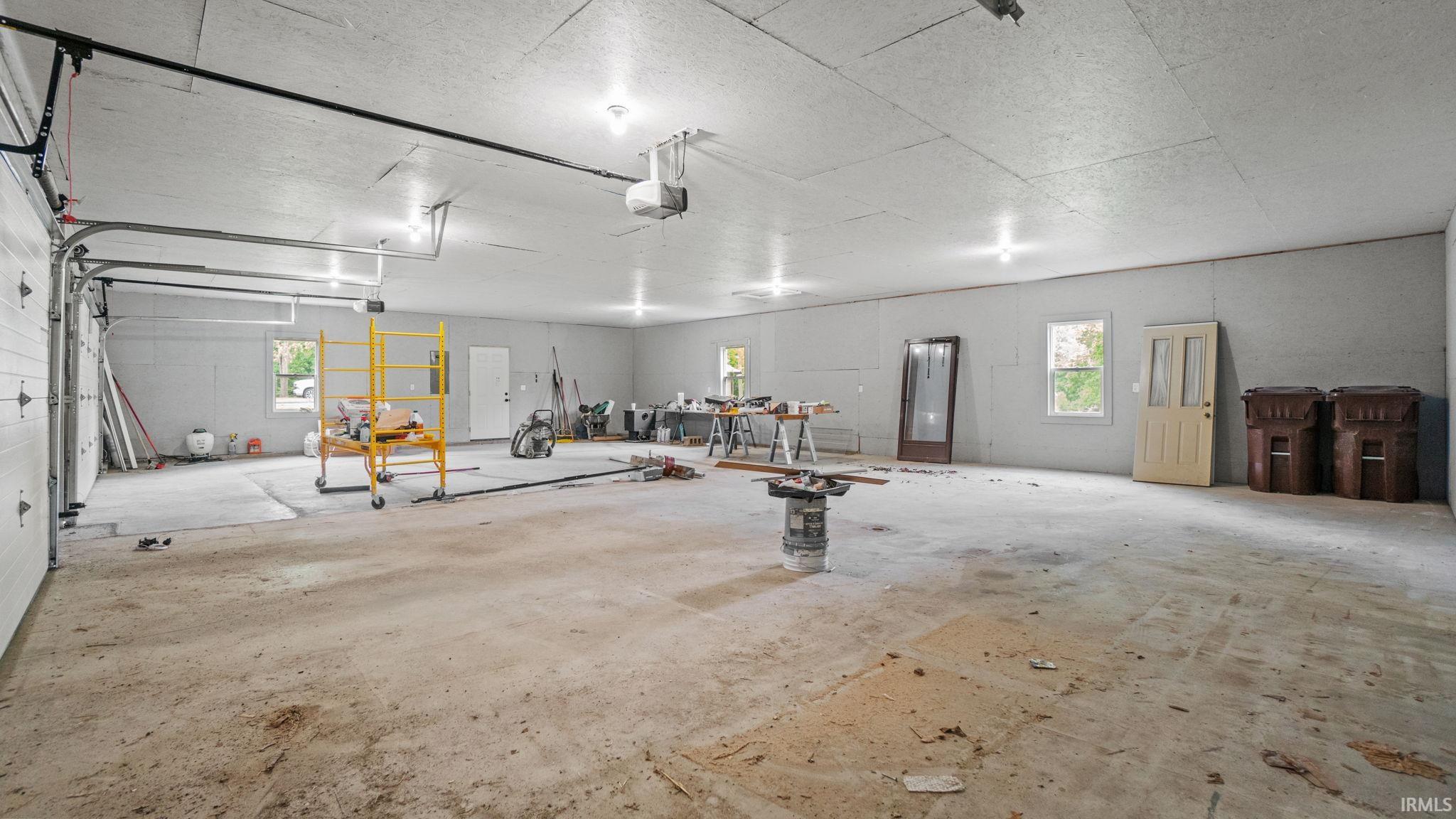 10213 Aboite Road Roanoke, IN 46783 - Photo 35 of 36 Gallery Image 35
