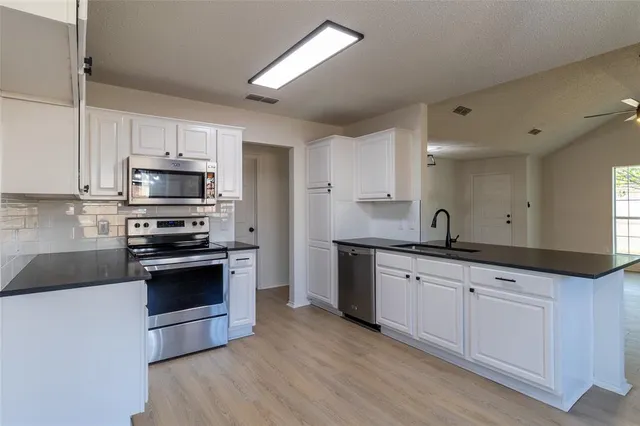 $288,000 | 5005 Button Willow Drive, Fort Worth, TX 76123