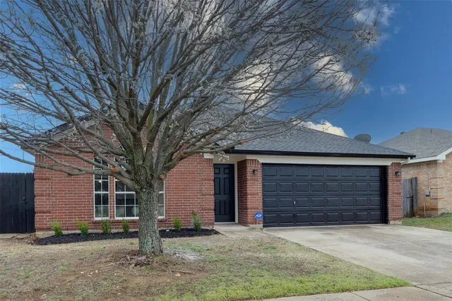 $288,000 | 5005 Button Willow Drive, Fort Worth, TX 76123