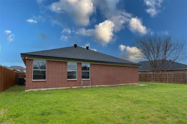 $288,000 | 5005 Button Willow Drive, Fort Worth, TX 76123