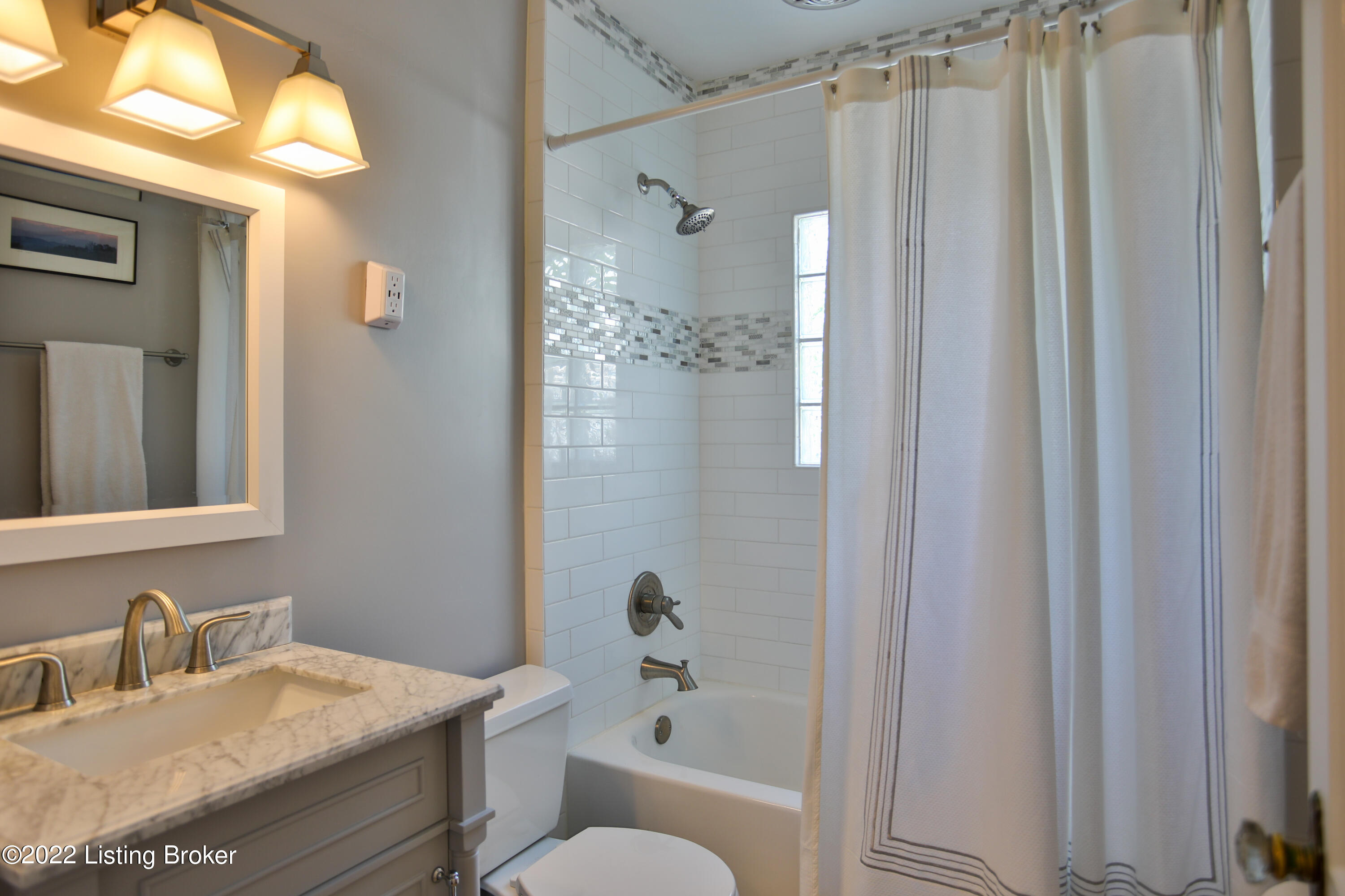 4305 Winchester Road Louisville, KY 40207 - Photo 21 of 49 4305 Winchester-20