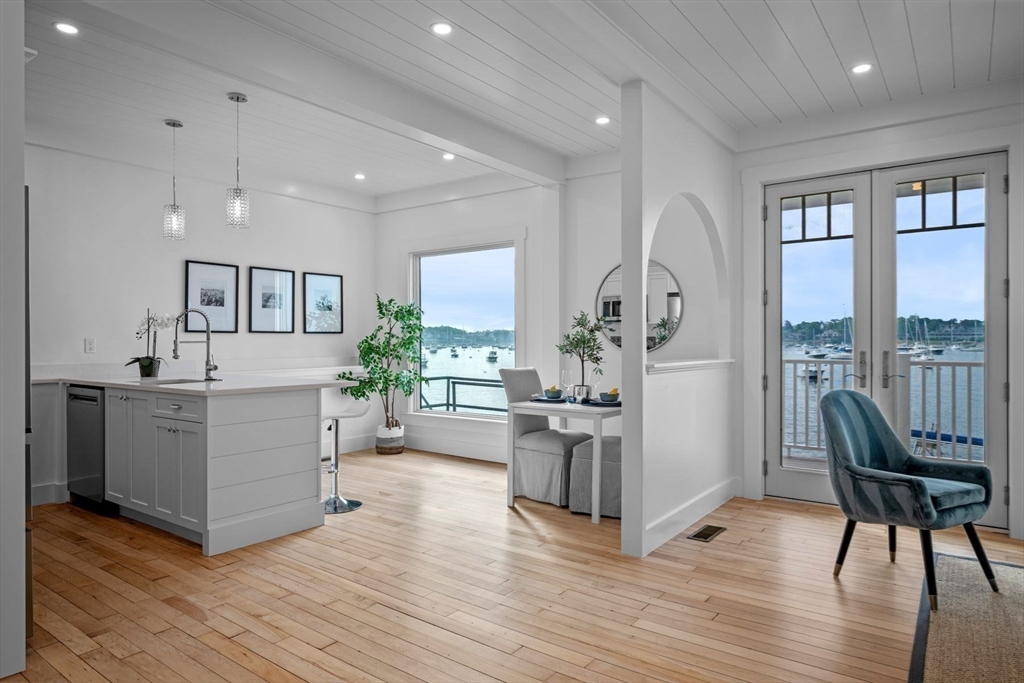 95 Front Street, Unit 1 Marblehead, MA 01945 - Photo 5 of 28