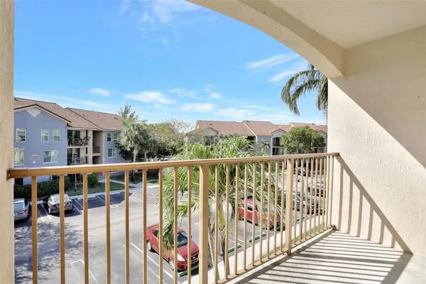 $1,900 | 723 Villa Circle, Unit 723, Boynton Beach, FL 33435