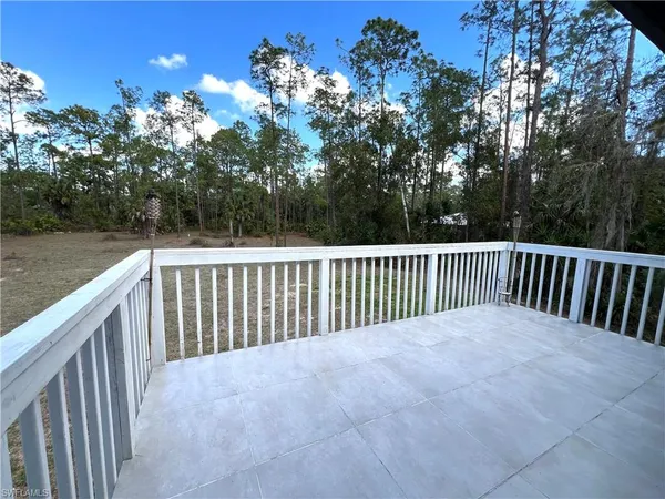 $3,350 | 3767 Golden Gate Boulevard East, Naples, FL 34120