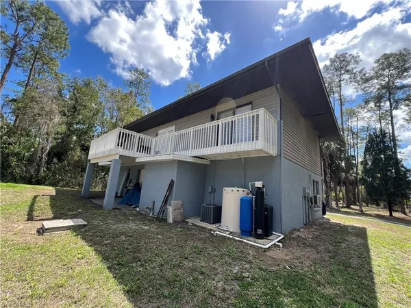 $3,350 | 3767 Golden Gate Boulevard East, Naples, FL 34120