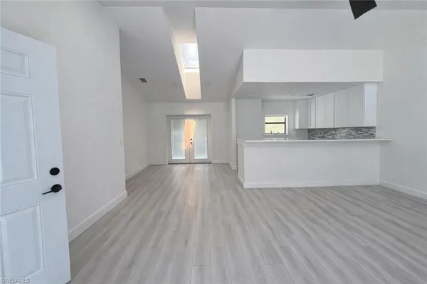 $3,350 | 3767 Golden Gate Boulevard East, Naples, FL 34120