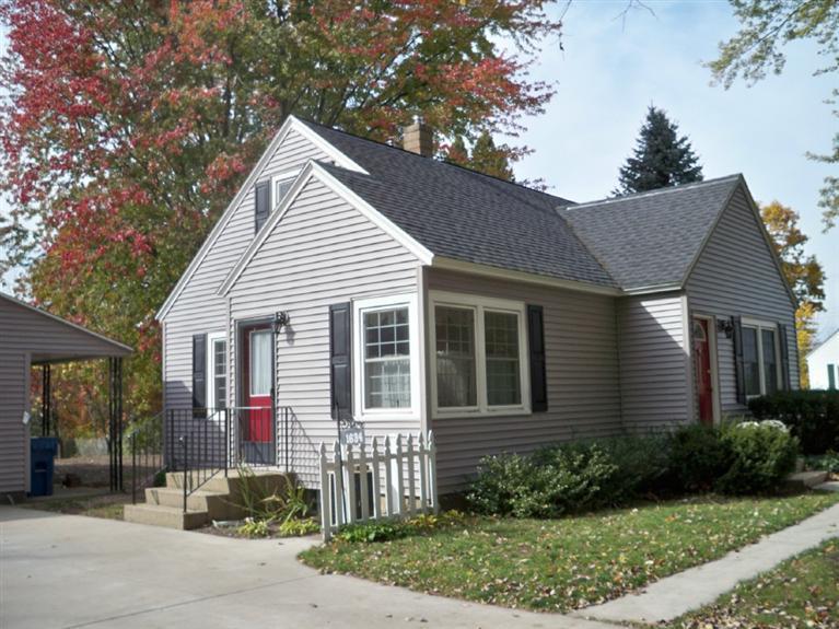 1634 Lincoln Road Allegan, MI 49010 - Photo 1 of 21 Primary Photo