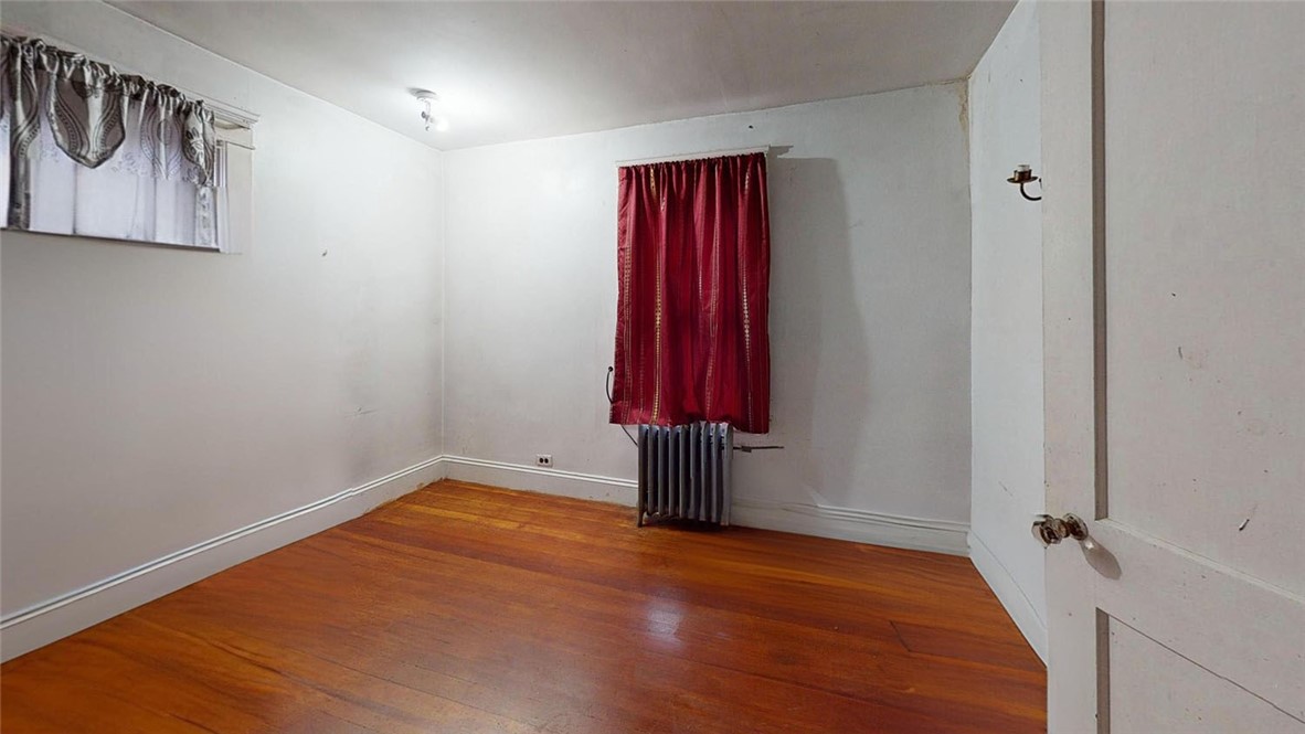 18 Harding Avenue Cranston, RI 02905 - Photo 22 of 32
