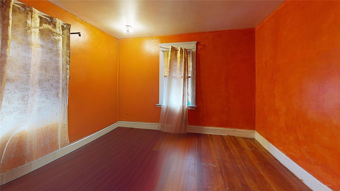 18 Harding Avenue Cranston, RI 02905 - Photo 24 of 32
