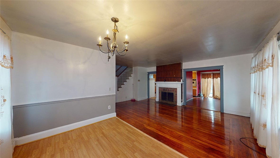 18 Harding Avenue Cranston, RI 02905 - Photo 4 of 32