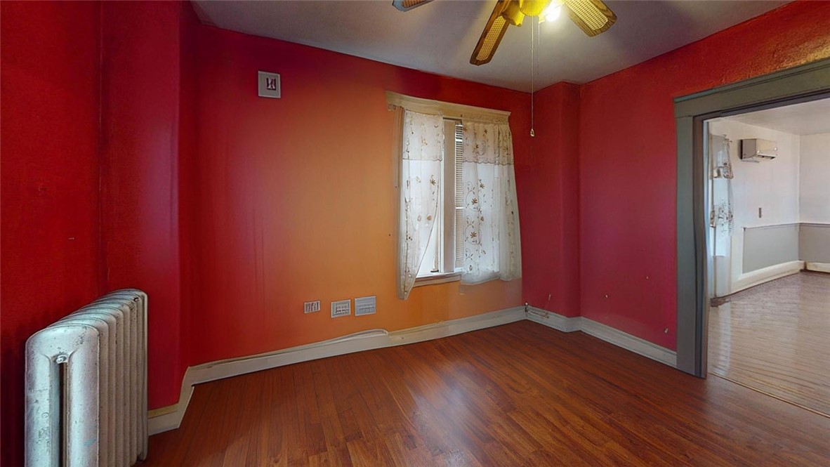 18 Harding Avenue Cranston, RI 02905 - Photo 10 of 32