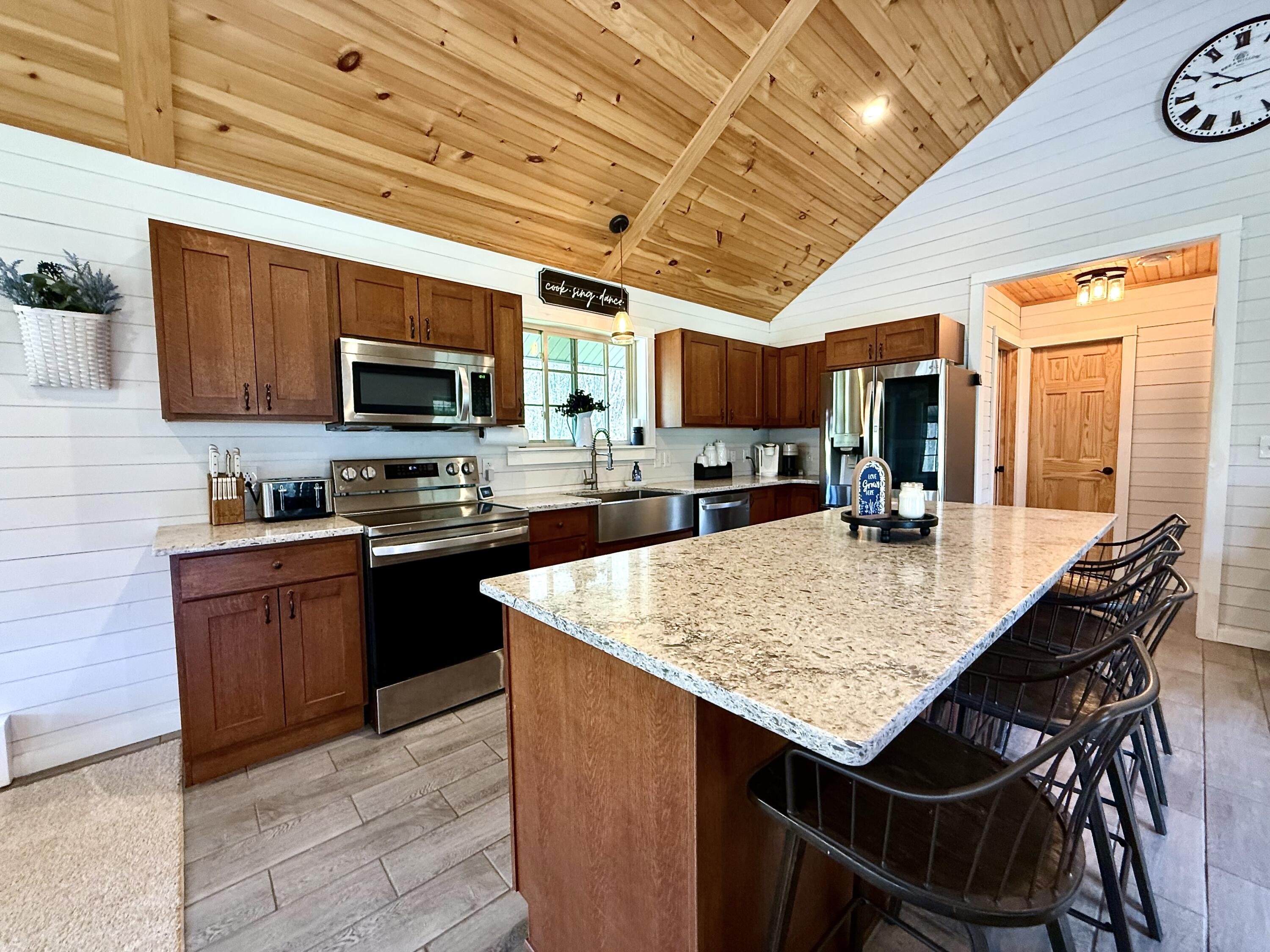 280 Baker Road North Bangor, NY 12966 - Photo 5 of 23 IMG_6600