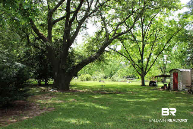 10375 Russ Road Daphne, AL 36526 - Photo 23 of 25 Grounds View 2