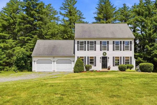 $849,900 | 14 Faucher Road, Londonderry, NH 03053