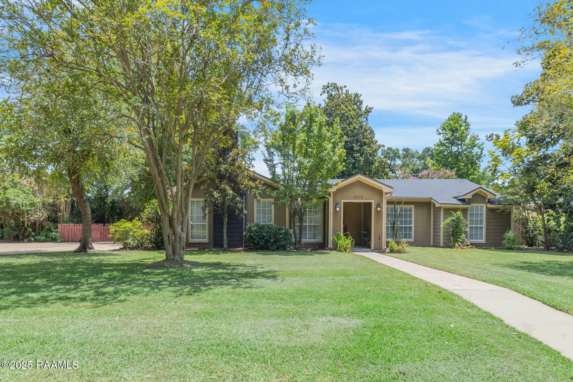 2312 West St Mary Boulevard Lafayette, LA 70506 - Photo 2 of 29 2312 W St Mary-2