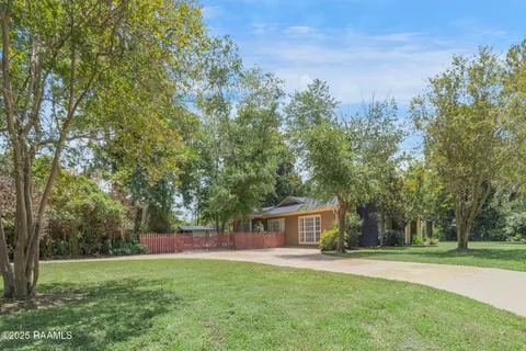 $450,000 | 2312 West St Mary Boulevard, Lafayette, LA 70506