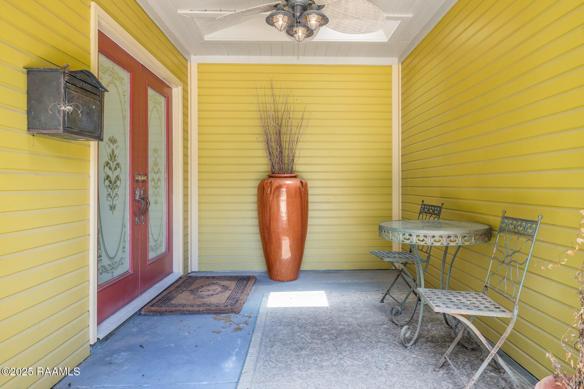 2312 West St Mary Boulevard Lafayette, LA 70506 - Photo 4 of 29 2312 W St Mary-4
