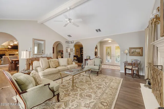 $425,000 | 2312 West St Mary Boulevard, Lafayette, LA 70506