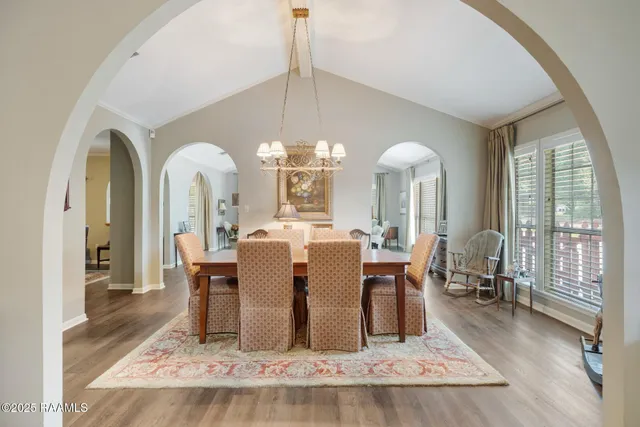 $425,000 | 2312 West St Mary Boulevard, Lafayette, LA 70506