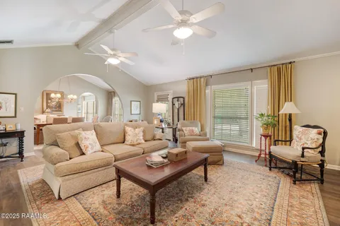 $450,000 | 2312 West St Mary Boulevard, Lafayette, LA 70506