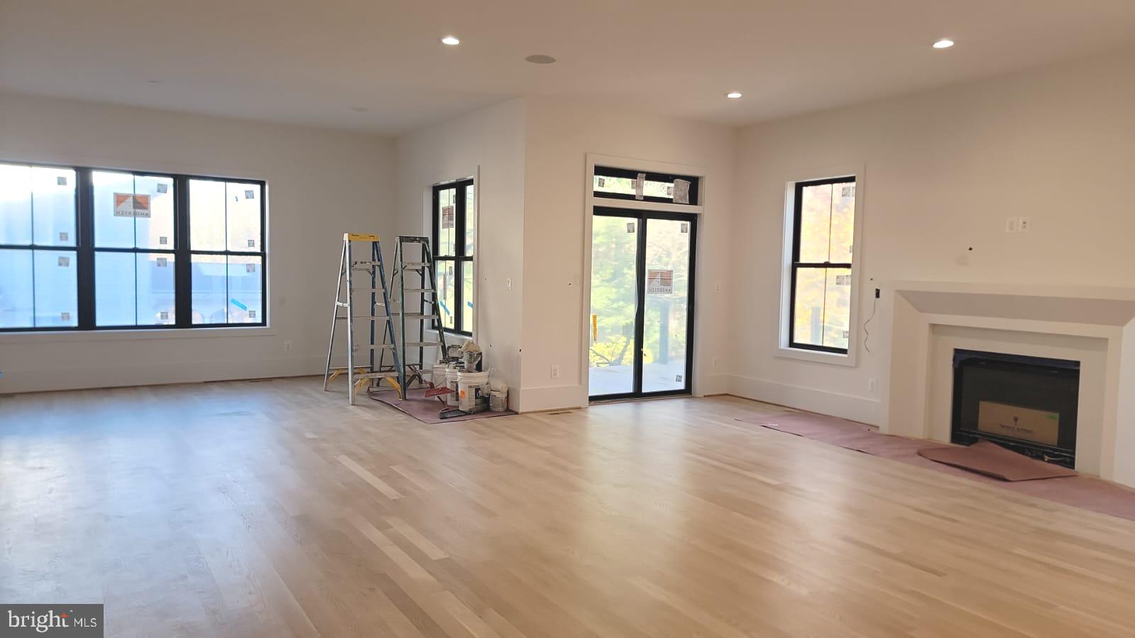 6610 Barrett Road Falls Church, VA 22042 - Photo 8 of 14 Gallery Image 8