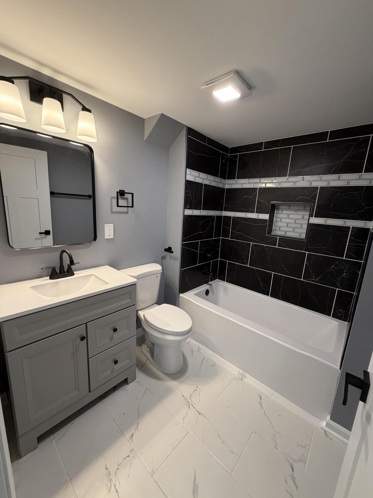 5173 Virginia Street Gary, IN 46409 - Photo 13 of 19 1500x2000