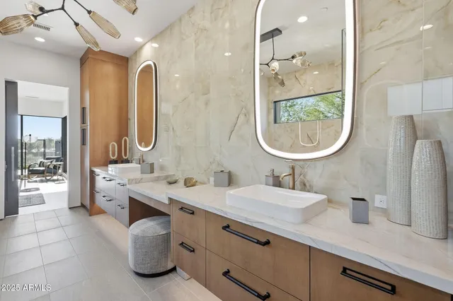 $3,988,180 | 37200 North Cave Creek Road, Unit 1018, Scottsdale, AZ 85262