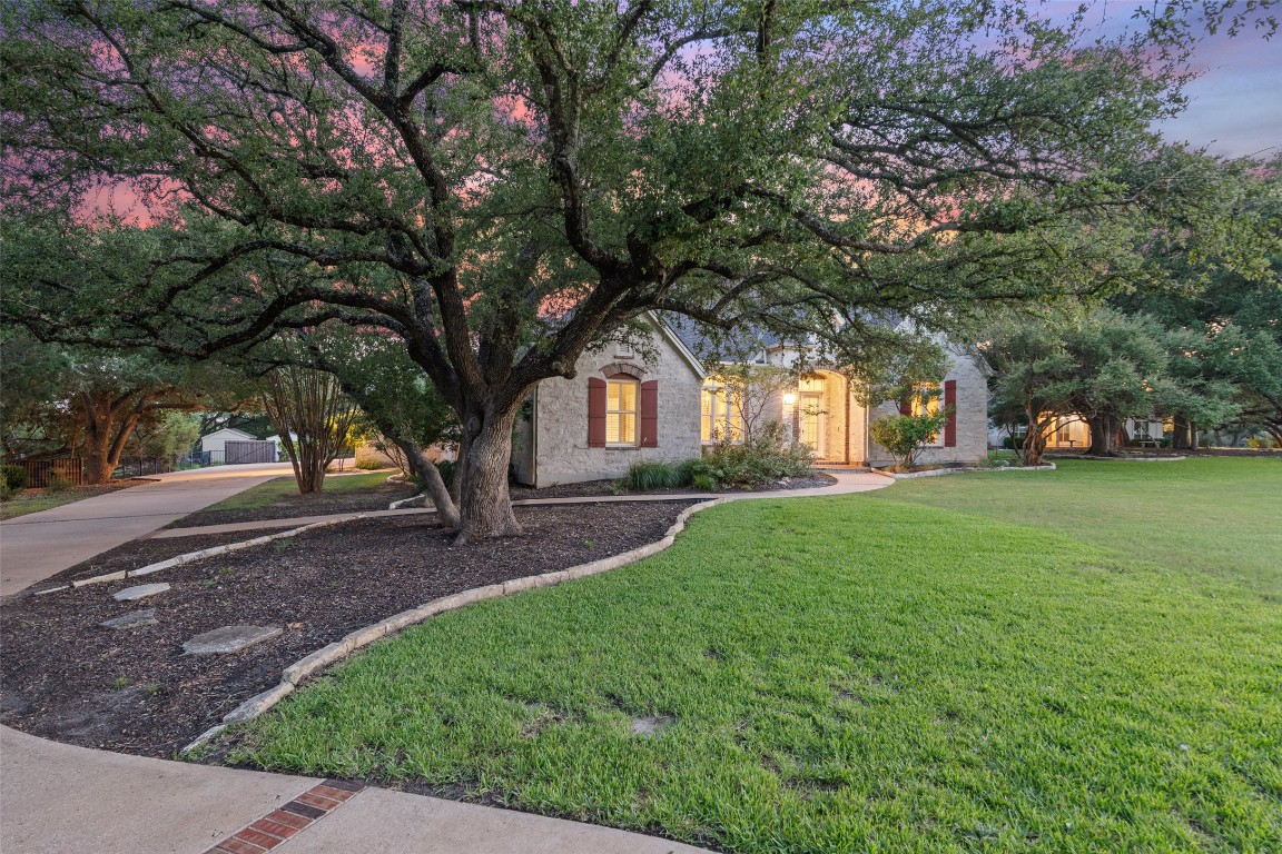 127 Roberts Circle Georgetown, TX 78633 - Photo 31 of 35 a view of a house with a tree in a yard