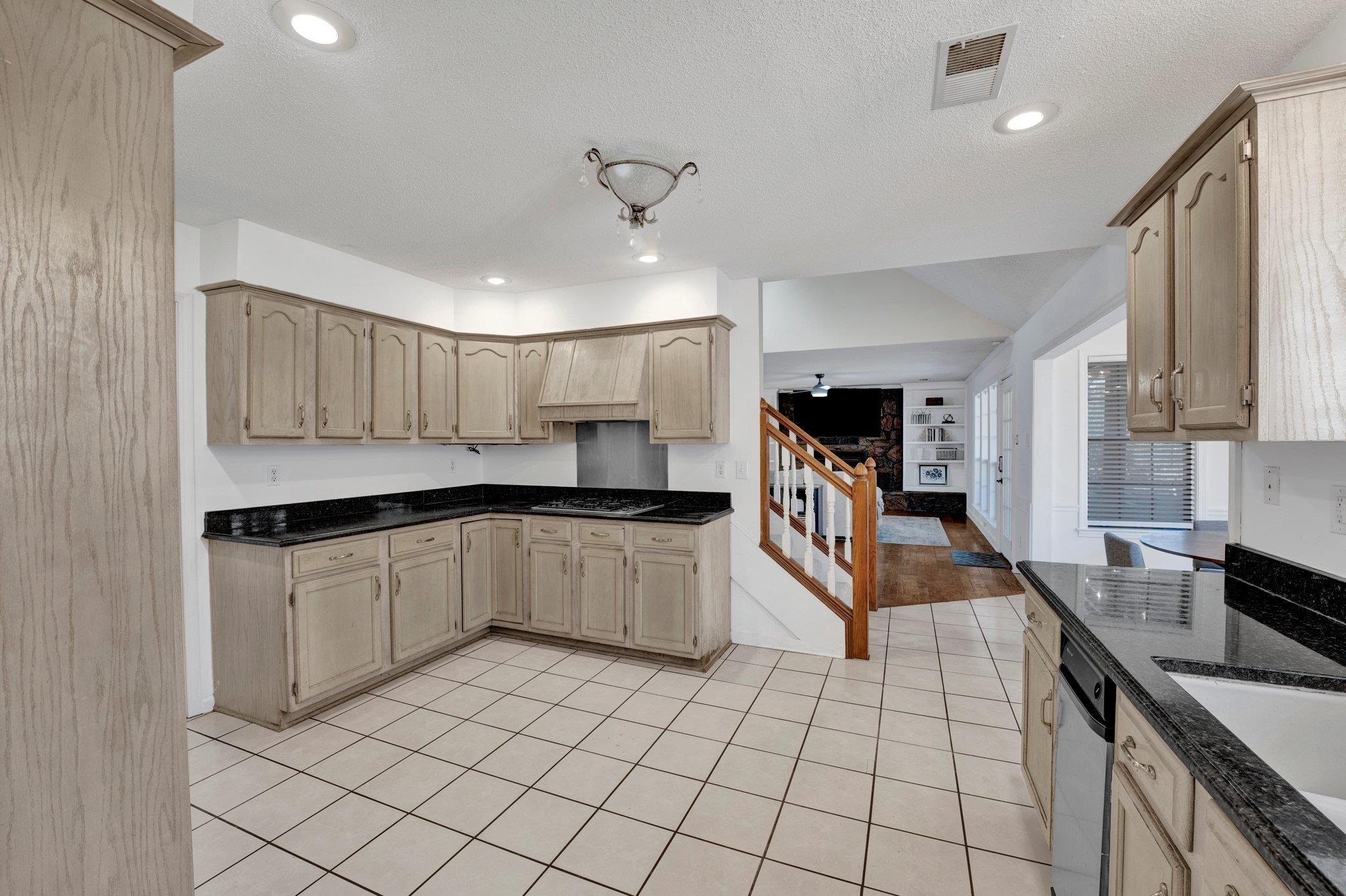 4717 Oak Road Bartlett, TN 38002 - Photo 14 of 38 Gallery Image 14